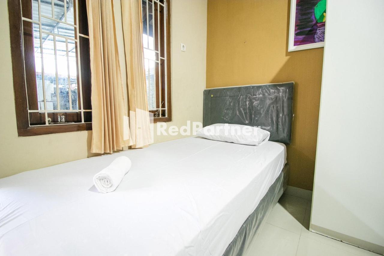 Kedyla Homestay Syariah Patangpuluhan Malioboro Area Yogyakarta Redpartner Ngabean Екстериор снимка