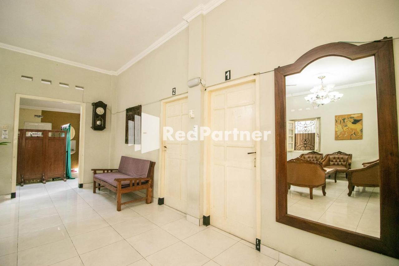 Kedyla Homestay Syariah Patangpuluhan Malioboro Area Yogyakarta Redpartner Ngabean Екстериор снимка