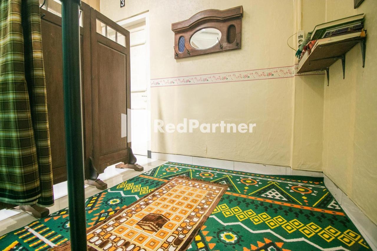 Kedyla Homestay Syariah Patangpuluhan Malioboro Area Yogyakarta Redpartner Ngabean Екстериор снимка